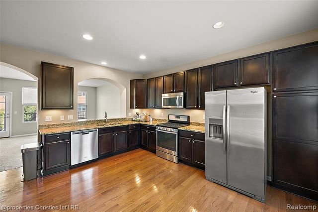 27928 Hopkins Drive, Novi, MI 48377