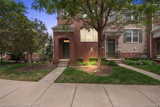 27928 Hopkins Drive, Novi, MI 48377