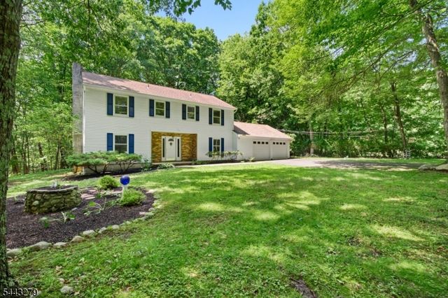 73 Lozier Rd, Mount Olive Twp., NJ 07828