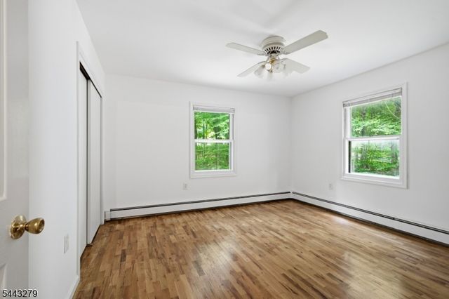 73 Lozier Rd, Mount Olive Twp., NJ 07828