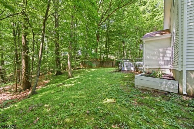 73 Lozier Rd, Mount Olive Twp., NJ 07828