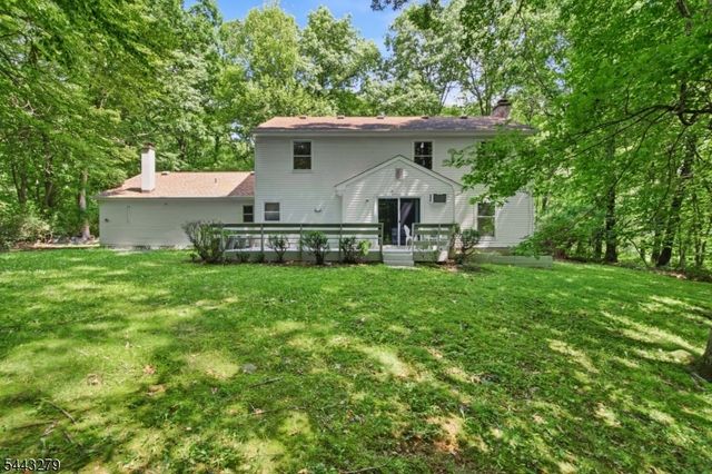 73 Lozier Rd, Mount Olive Twp., NJ 07828