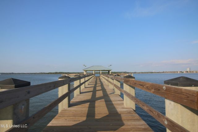 281 Forrest Avenue, Biloxi, MS 39530