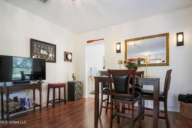 281 Forrest Avenue, Biloxi, MS 39530