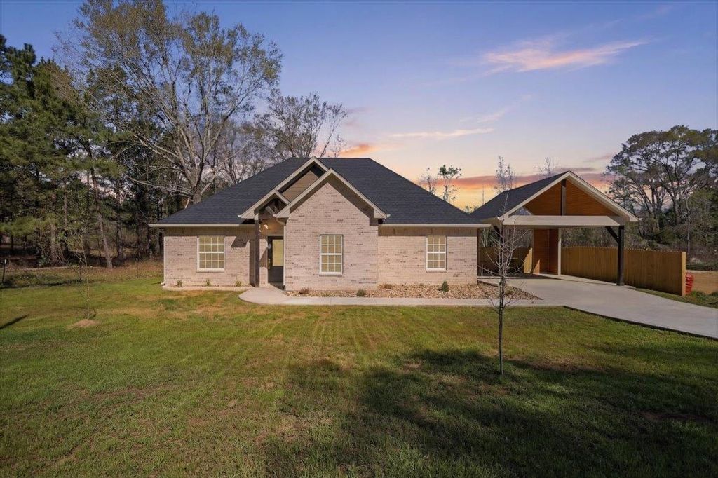 15101 CR 384, Tyler, TX 75708