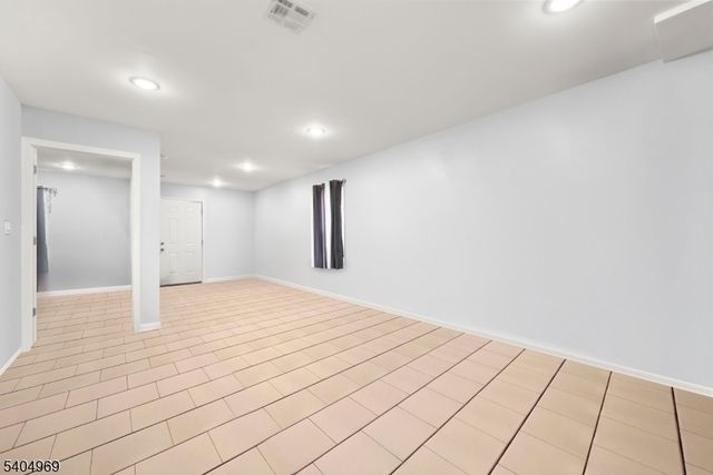 138 Lafayette St, Paterson City, NJ 07501