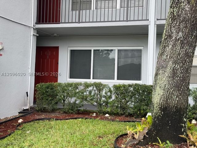 1401 SW 135th Ter 108H, Pembroke Pines, FL 33027