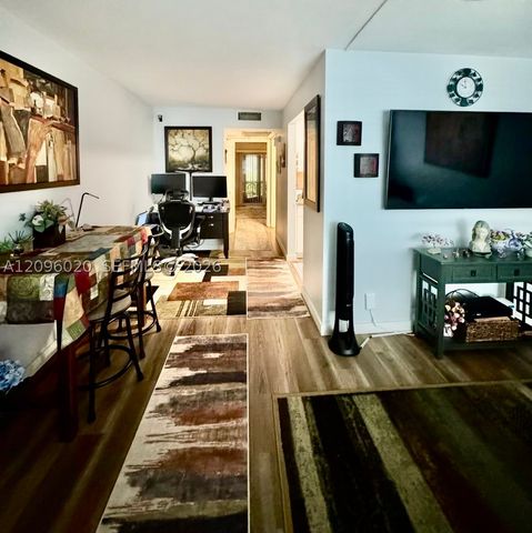 1401 SW 135th Ter 108H, Pembroke Pines, FL 33027