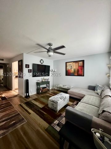 1401 SW 135th Ter 108H, Pembroke Pines, FL 33027