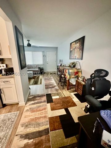 1401 SW 135th Ter 108H, Pembroke Pines, FL 33027
