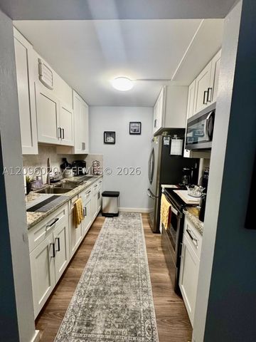 1401 SW 135th Ter 108H, Pembroke Pines, FL 33027
