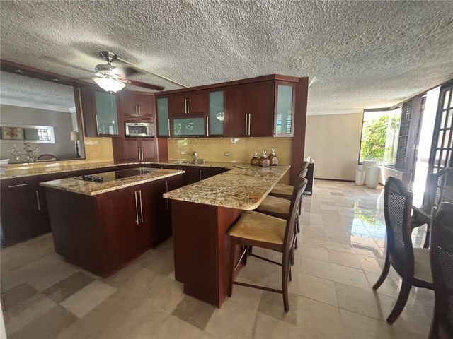 W 4-14 CALDERÓN DE LA BARCA, San Juan, PR 00926