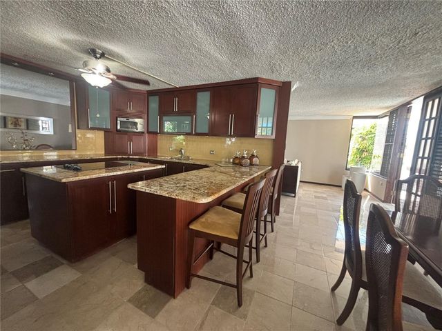 W 4-14 CALDERÓN DE LA BARCA, San Juan, PR 00926