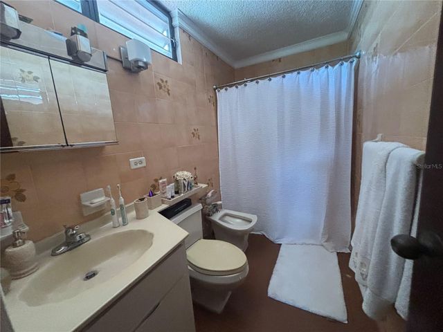 W 4-14 CALDERÓN DE LA BARCA, San Juan, PR 00926