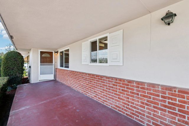 9070 Paradise Park Dr, Lakeside, CA 92040