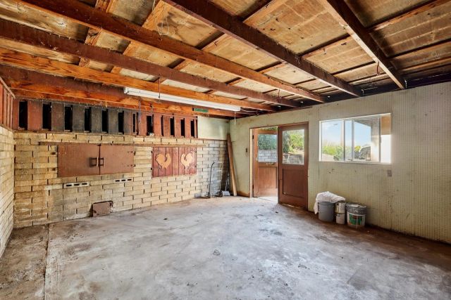 9070 Paradise Park Dr, Lakeside, CA 92040