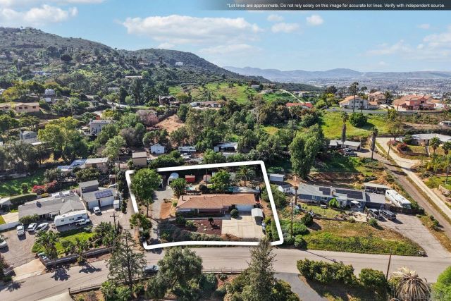 9070 Paradise Park Dr, Lakeside, CA 92040