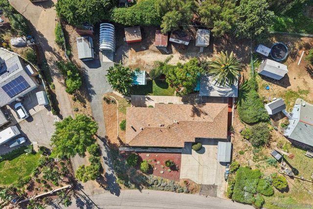 9070 Paradise Park Dr, Lakeside, CA 92040