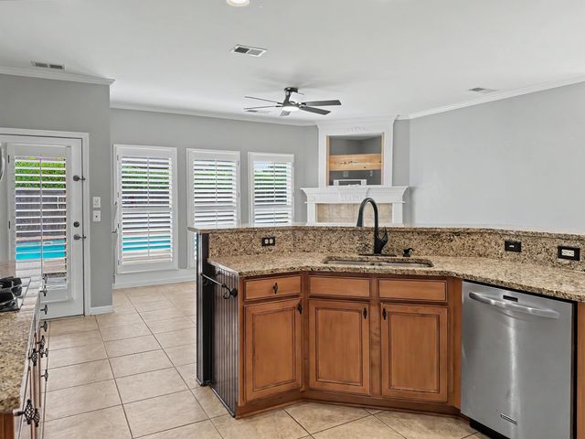 1706 MOSSY OAK LN, Collierville, TN 38017