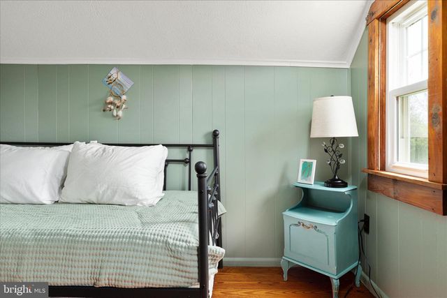 8735 SMITH CREEK RD, New Market, VA 22844