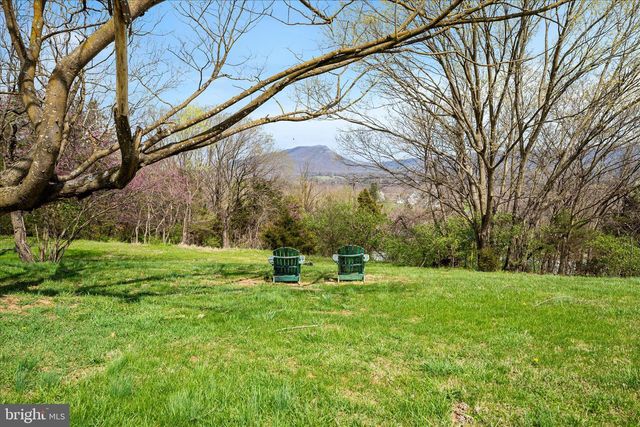 8735 SMITH CREEK RD, New Market, VA 22844
