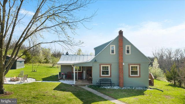 8735 SMITH CREEK RD, New Market, VA 22844