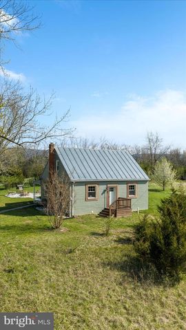 8735 SMITH CREEK RD, New Market, VA 22844