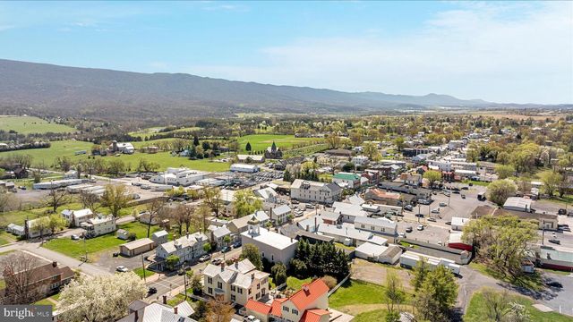 8735 SMITH CREEK RD, New Market, VA 22844