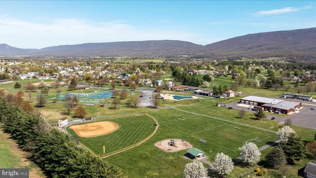 8735 SMITH CREEK RD, New Market, VA 22844