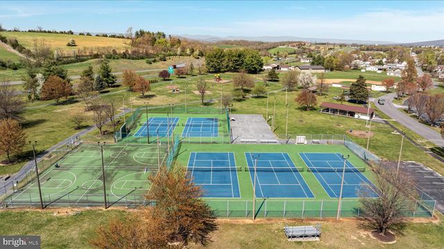 8735 SMITH CREEK RD, New Market, VA 22844