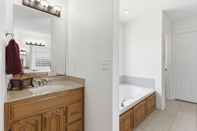 4212 Green Haven Drive, Nixa, MO 65714