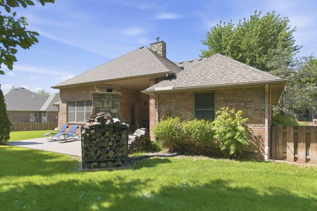 4212 Green Haven Drive, Nixa, MO 65714