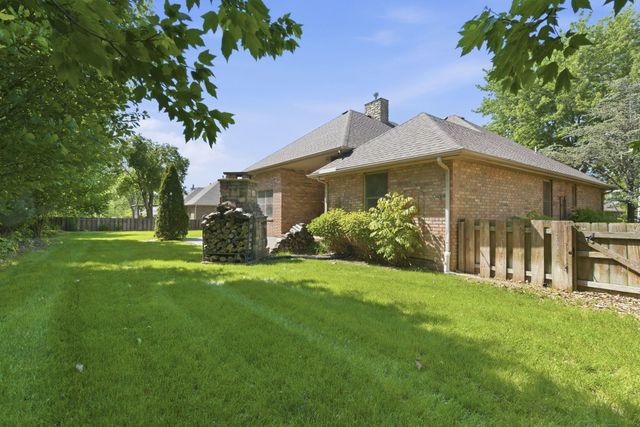 4212 Green Haven Drive, Nixa, MO 65714