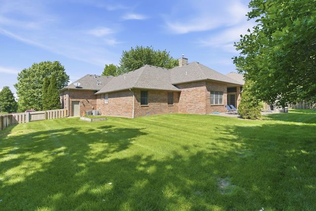 4212 Green Haven Drive, Nixa, MO 65714