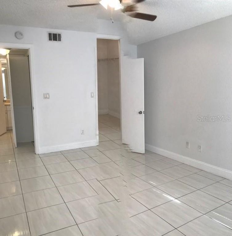 Image 4 of property listing at Address unavailable.