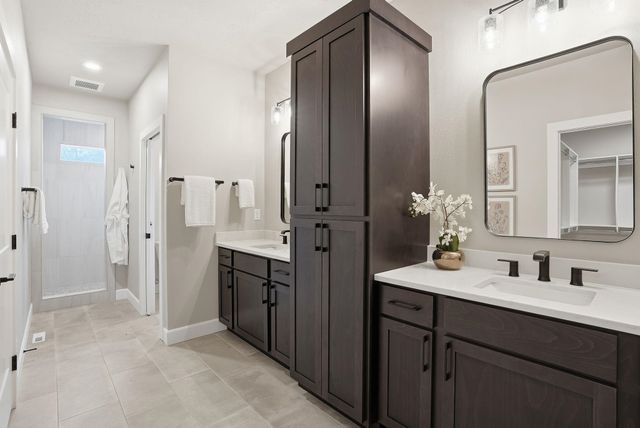 5115 N Scenic Ln Ln, Spokane, WA 99212