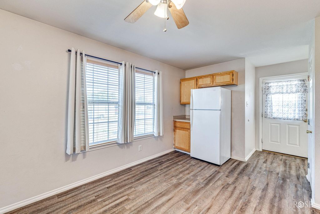 Image 11 of property listing at 1210 Guthrie Street, San Angelo, TX 76901