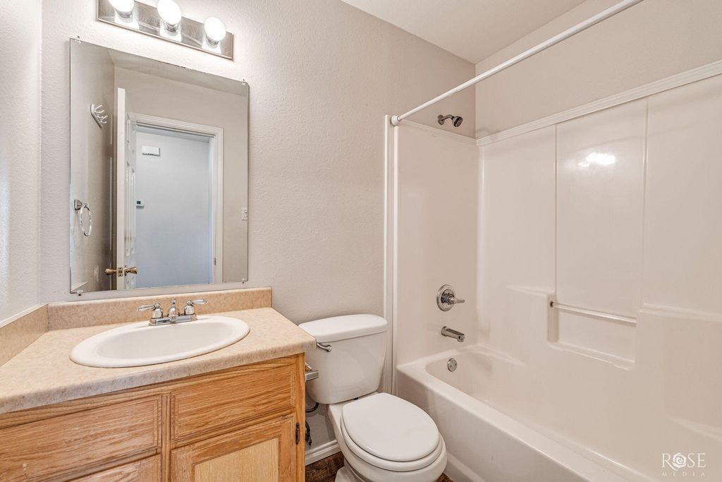 Image 17 of property listing at 1210 Guthrie Street, San Angelo, TX 76901