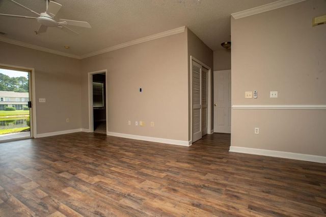 300 Kiskadee Loop Unit B, Conway, SC 29526
