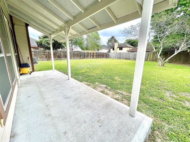 10910 Olivewood Drive, Houston, TX 77089
