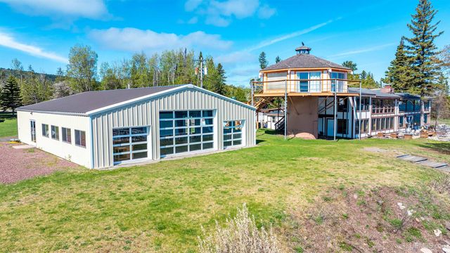 77 Brockway Avenue, Copper Harbor, MI 49918