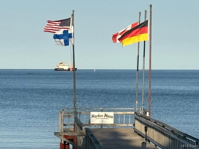 77 Brockway Avenue, Copper Harbor, MI 49918