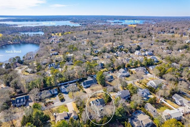 92 Wianno Cir, Barnstable, MA 02655