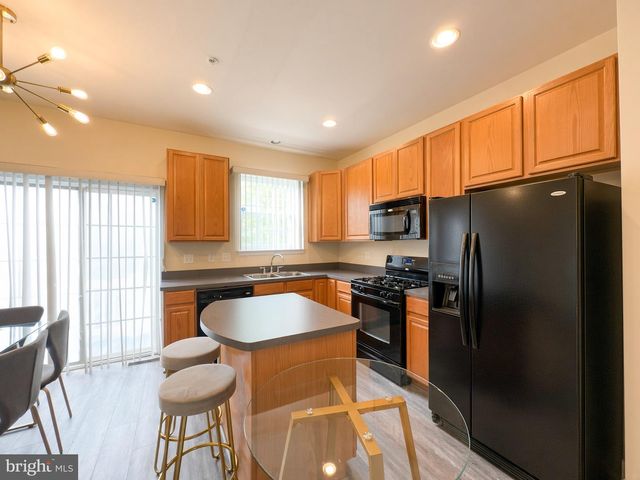 528 GARRETT A MORGAN BLVD, Hyattsville, MD 20785