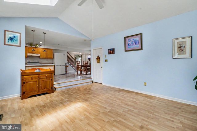 102 HEATHER HILL DR, Downingtown, PA 19335