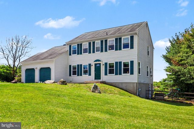 102 HEATHER HILL DR, Downingtown, PA 19335