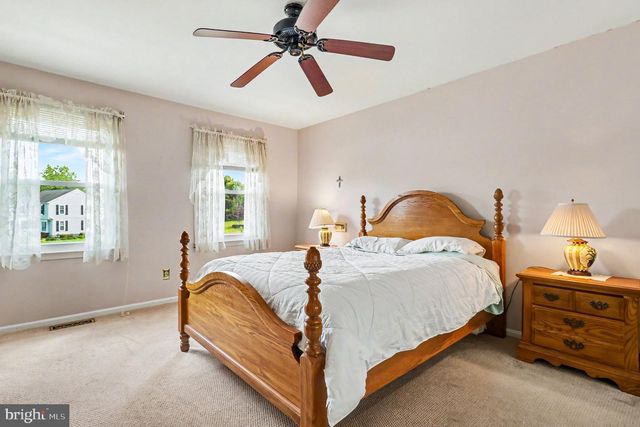 102 HEATHER HILL DR, Downingtown, PA 19335