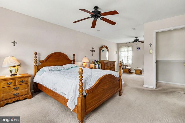 102 HEATHER HILL DR, Downingtown, PA 19335