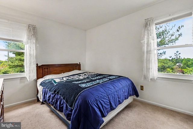 102 HEATHER HILL DR, Downingtown, PA 19335