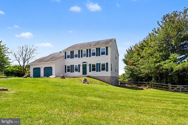102 HEATHER HILL DR, Downingtown, PA 19335
